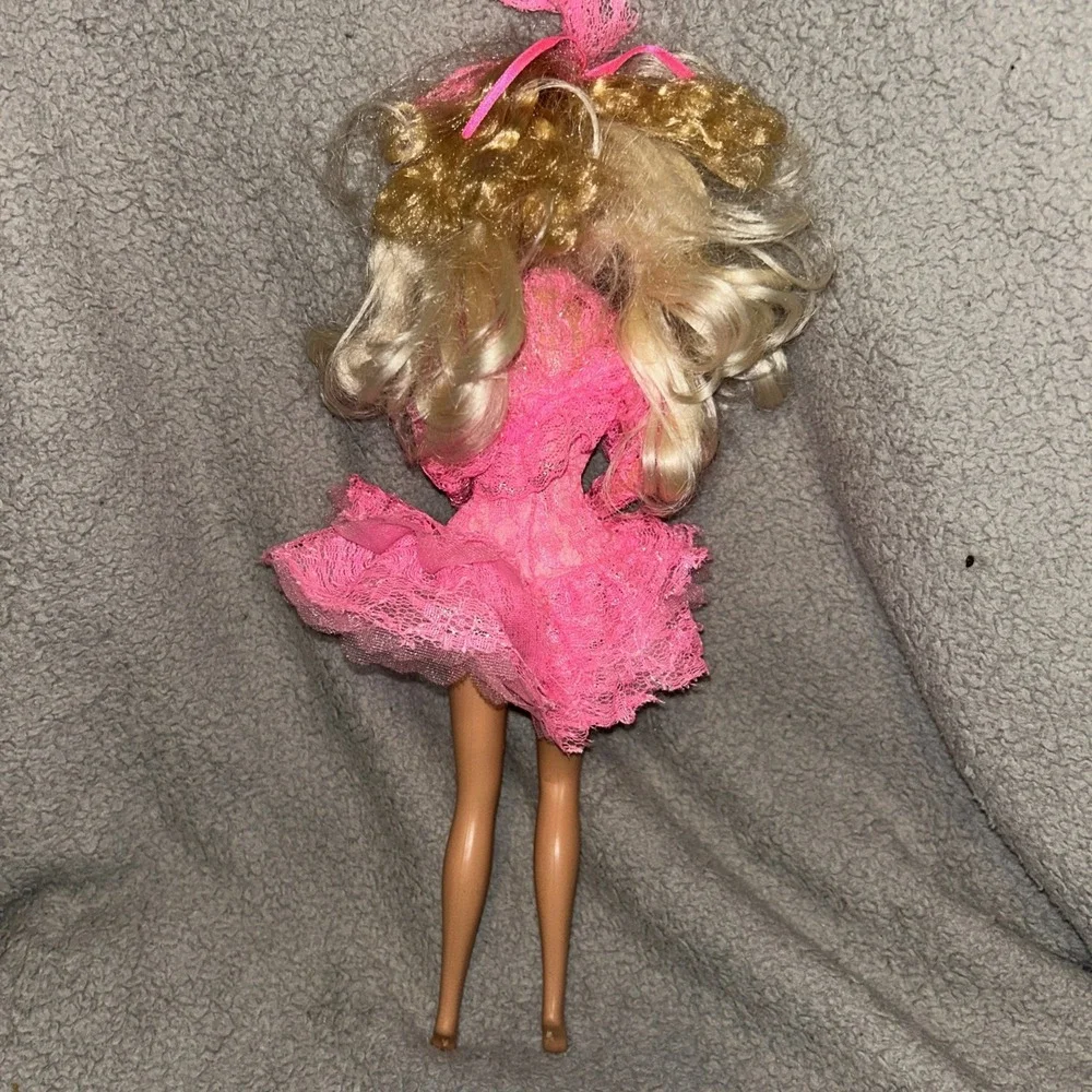 Vintage Barbie 1990 Light And‎ Lace Crimped Bonde Hair Doll Earrings Shoes E2